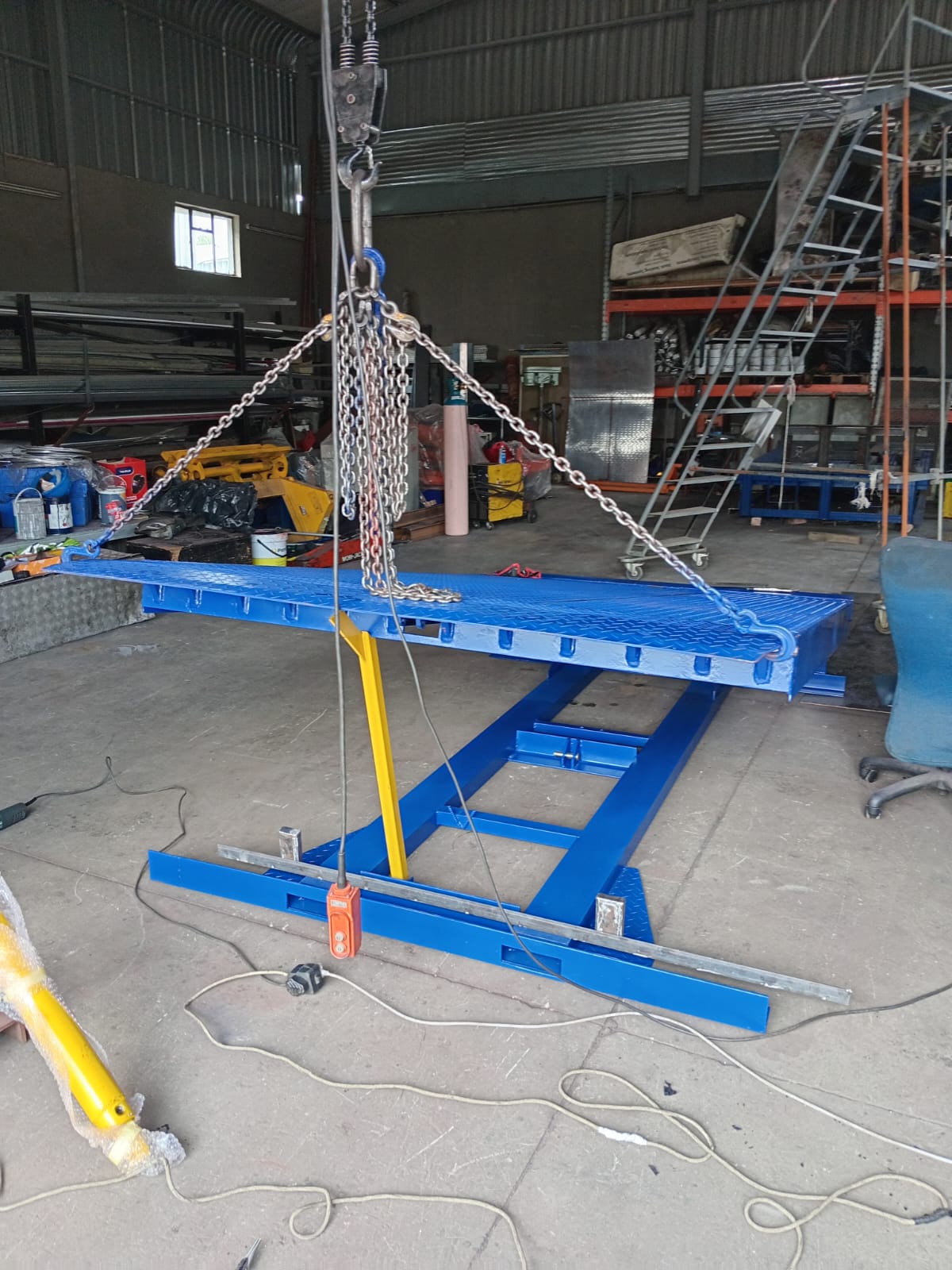 Hydraulic vs Mechanical Dock Levellers in South Africa | Best Choice for Warehouses